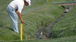 Luật golf trong bẫy nước mới nhất 2023