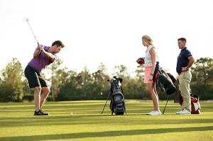  Giá tập golf dành cho những golfer bắt đầu tham gia vào bộ môn thể thao golf