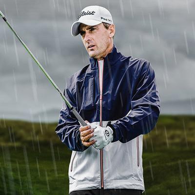 Bộ áo golf đi mưa có tác dụng gì?