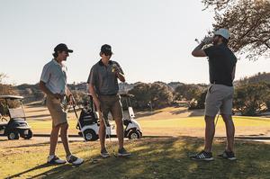 Gu golf một phong cách tạo nên sự khác biệt của những người chơi golf 