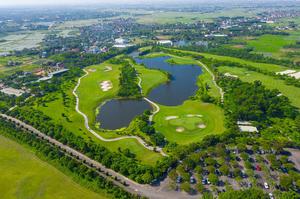Sân Golf Minh Trí: Biểu Tượng Golf và Trải Nghiệm Sang Trọng Dưới Ánh Đèn Đêm