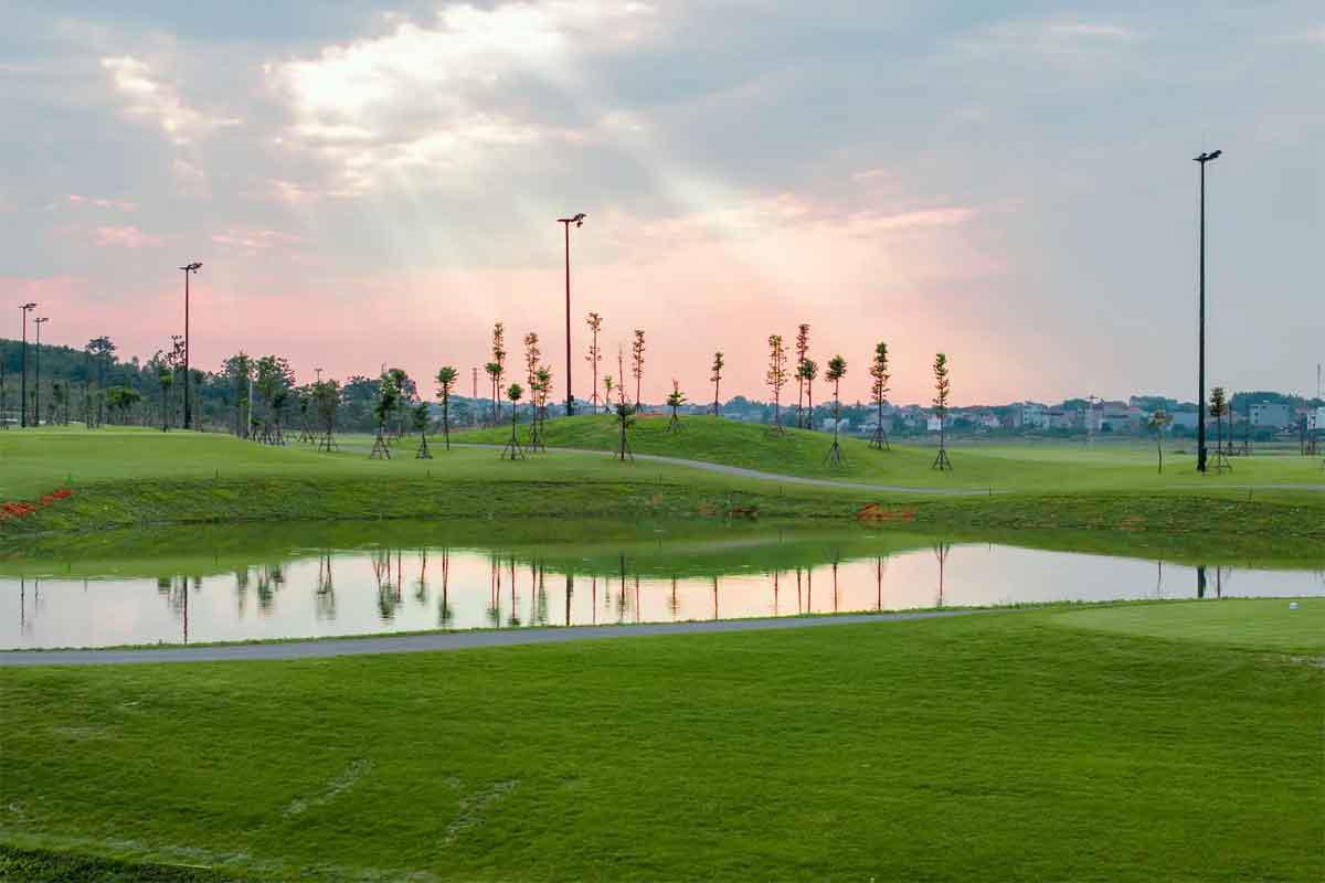 Sân Golf Đồi Ngô - Corn Hill Golf & Resort – “Tân binh sáng giá” của làng golf miền Bắc