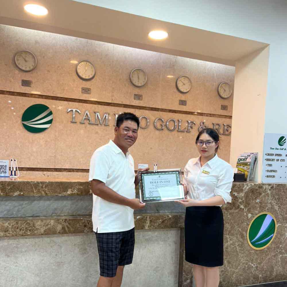 Đinh Song Hài Ghi Hole-in-One Với Gậy Wedge Fourteen FRZ – Đẳng Cấp Từ Những Cú Đánh Chính Xác