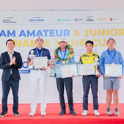 Golfer trẻ Robert Hòa Nguyễn đăng quang ngôi vô địch U15 tại VJO 2025 cùng bộ gậy Fourteen GelongD