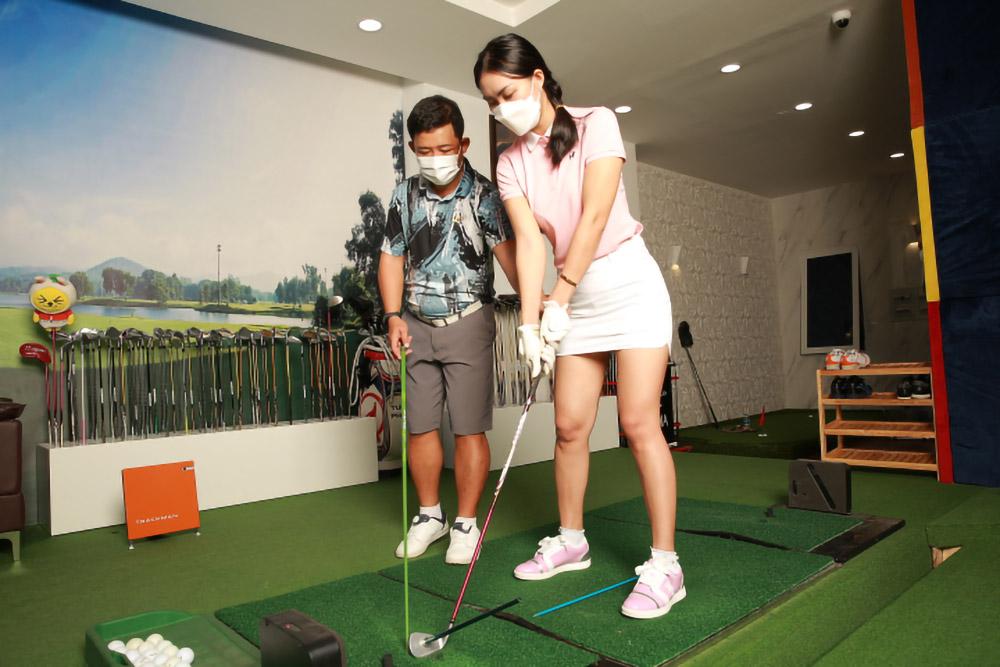 7Golf – Shop Fitting Golf Ứng Dụng Công Nghệ Hàng Đầu